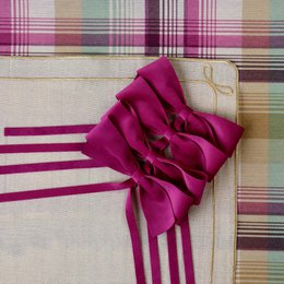 Fuchsia velvet bows, magenta pink color, ruffled bow design, elegant table napkin accessory set