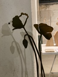 Valmue med blomsterknop | corten stål