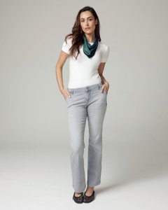 Graue Flare-Jeans mit mittelhohem Bund | Die Luna