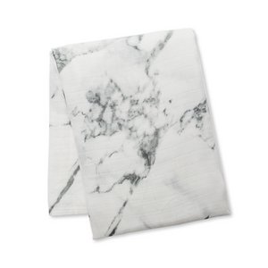 Lulujo swaddle bamboo 120x120 - Marble