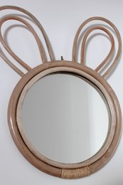 Rattan Spiegel Hase