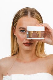 Deep hair care mask with Nigella Therapy, 300g. Moisturizing and nourishing formula for very dry hair.