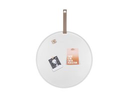  Round white memo board with wooden frame and hanging clips for notes and photos.