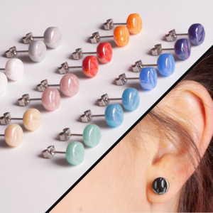 Kleine oorstekers rond • 8mm • unisex / hypoallergeen / gerecycled glas