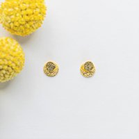 Mix and Match PURE 05 stud earrings
