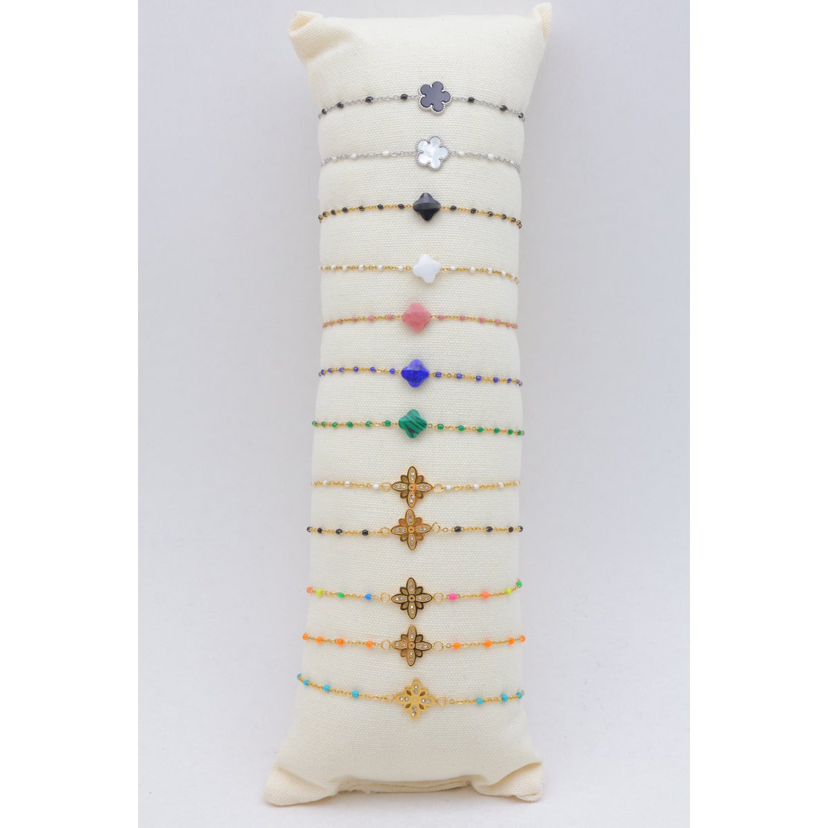 Lot de 12 bracelets colorés en acier inoxydable colorés