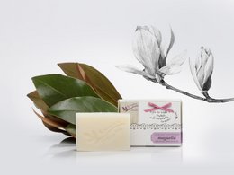 Rosa Luxus-Wellness-Geschenkbox: Magnolie