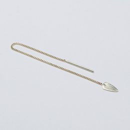 Elegant 14k gold or sterling silver statement earrings with a simple, minimalist design featuring a long chain and arrow-shaped pendant.