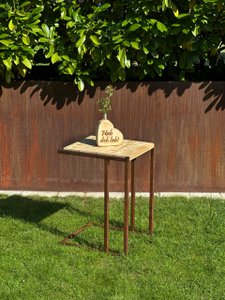 Beistelltisch Mailand aus Lärchenholz und Edelrost