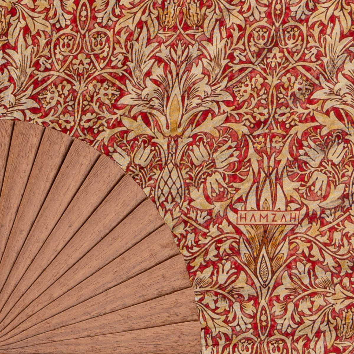 William Morris Print Hand Fan Renacentista