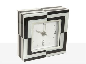 DECORATED GLASS CLOCK HM51014