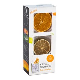 "Duo Citric - Spice Mix with orange slices. Bright orange color, round citrus slices, dried and packaged for seasoning."
