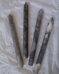 Candela conica in marmo