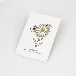 Pin Marguerite - Nice Pin of a marguerite