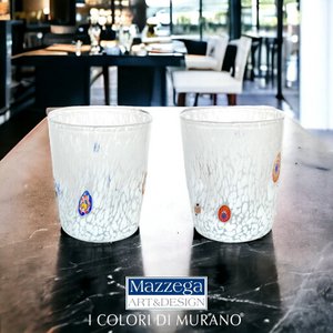 Witglazen glazen brillen blazen en handgemaakt glas met Murrine di Murano, "I Colori di Murano" lijn 350 ml. Gemaakt in Italië