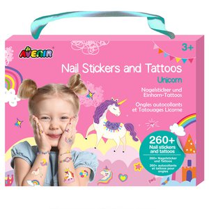 Nail art - unicorns
