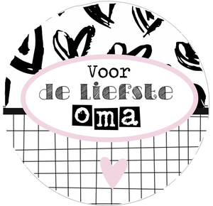 Button spiegel 56mm met tekst ''Voor de liefste oma''.