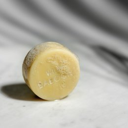 Jabón facial de aloe vera Ayni 60 g - deja una piel hermosa y clara