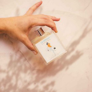 Das multifunktionale Trockenöl-Serum mit 6 natürlichen Wirkstoffen. Zitrus- und Neroli-Duft. 100ml