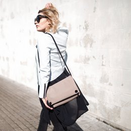 Umwandelnde Handtasche