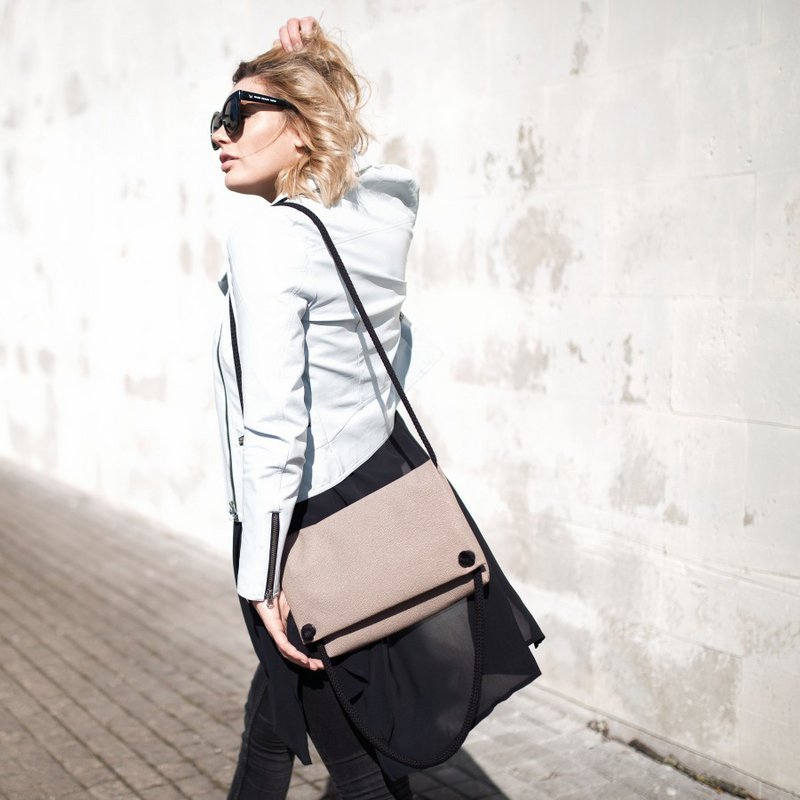 Umwandelnde Handtasche