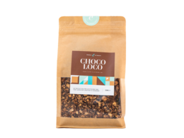 Granola Choco Loco 550G - Chocolate-flavored granola in a resealable bag.