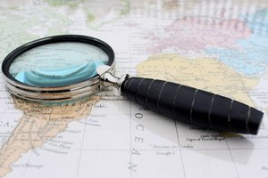 Vintage Magnifying Glasses - Black Wood