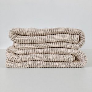 Babybettdecke groß gestrickt natur