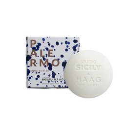 The product is a Palermo soap bar called "Aqua di Sale" with a weight of 140g. The soap is packaged in a box with a patterned design featuring blue and white dots. The soap itself appears to be a round, white bar.