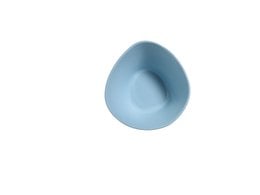 Light blue scalloped bowl, 17 cm in diameter, made of ceramic material.