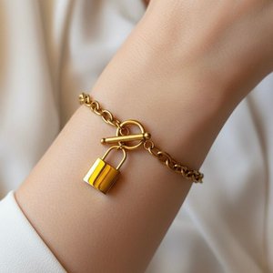 Lock & Glam – Goldarmband mit Vorhängeschloss