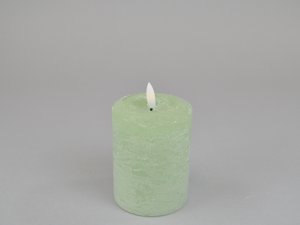LED-Kerze, 10 hellgrün, D7,6xH10cm,remote/off/timer-6Std, FB optional, 2xAA