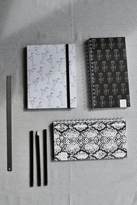 Pepa Lani Schreibtischplaner Black & White Snake