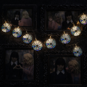 Woensdag - Lichtketting "Ophelia Window"