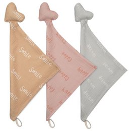 Windelkuscheltier mit Glöckchen aus Bio-Musselin-Baumwolle HEART DREAM