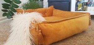 Luxuriöses handgefertigtes Haustierbett, Kinderbetten / Gemütliches Hundebett / Haustierbett klein, mittel, groß