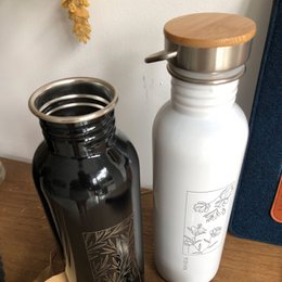 Wiederverwendbare Flasche aus Edelstahl