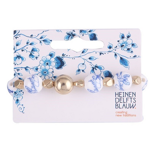 Bracelet mills and flowers