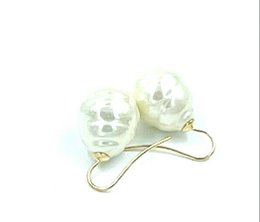 Boucles d'oreilles petites perles baroques, couleur blanc