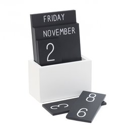 SCHWARZER EWIGER KALENDER AUS HOLZ HF