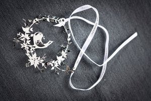 Vogel in Bloemenkrans, Zilver, klein (2-pack)