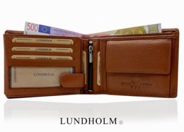 Lundholm Leder-Geldbörse für Herren in Braun und Bieröffner-Schlüsselanhänger aus echtem Leder – passendes Set in luxuriöser Geschenkbox – Vatertagsgeschenk, Vatertagsgeschenkpaket – Geschenk für Männer, Flaschenöffner, Herrengeschenke, Vatertagsgesc