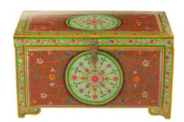 "Wooden suitcase storage basket, red and green colors, decorative circular mandala pattern, bohemian style, rectangular trunk"