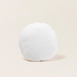 White fiber-filled cushion in various sizes, including 50x50 cm, 45x70 cm, 60x60 cm, 28x47 cm, 40x40 cm, and Ø 45cm.