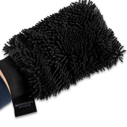  Black chenille dog grooming glove for quick drying and easy cleaning of pet fur.
