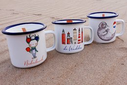 WADDEN LIGHTHOUSES CANDLE IN A CUP