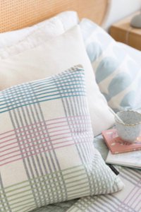 Ruth Kussen Paars zacht jacquard gebreid katoen