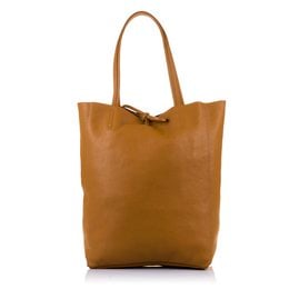 Genuine leather tote bag in a classic camel color, featuring a simple and minimalist design. The bag has a spacious interior and sturdy handles for comfortable carrying.