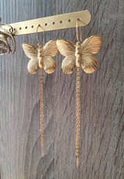 Lange, rhodinierte Schmetterlingsohrringe