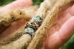 Leren dreadlock kraal met stof » Handgemaakt